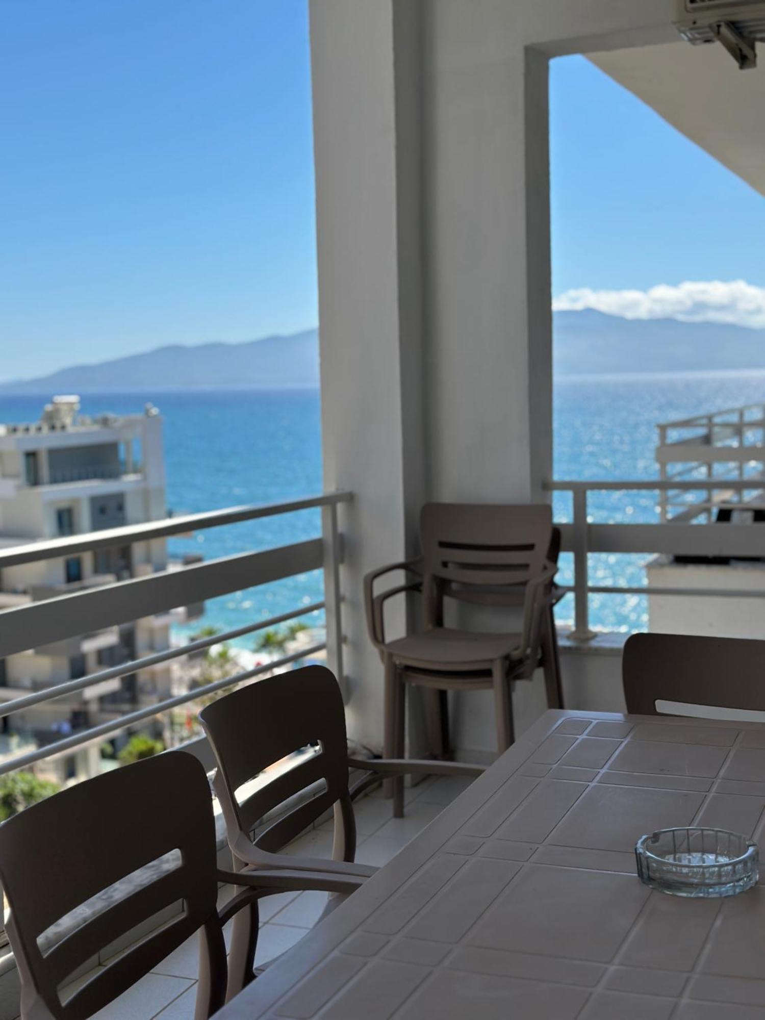 Appartamento White Sea View 2